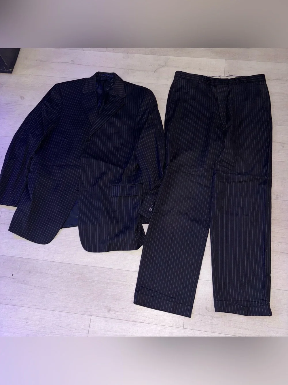 Daniel Cremieux blazer about